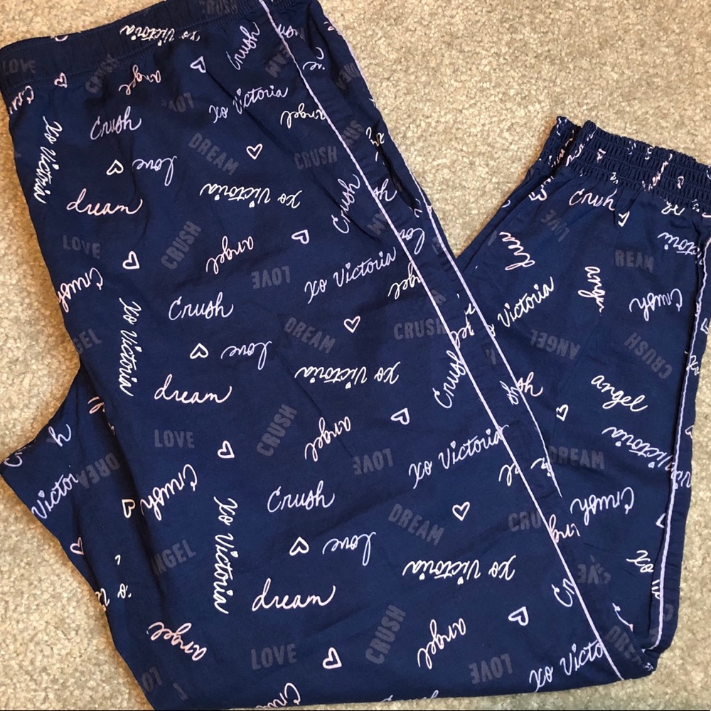 💕 Victoria’s Secret Pajama Bottoms 💕